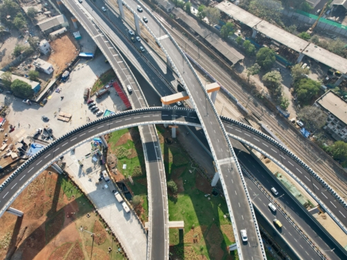 drone-master-YcD5FNWVvns-unsplash