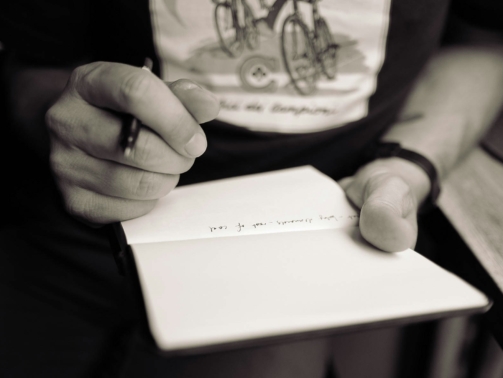 calum-macaulay-CxYHfBkC0vs-unsplash