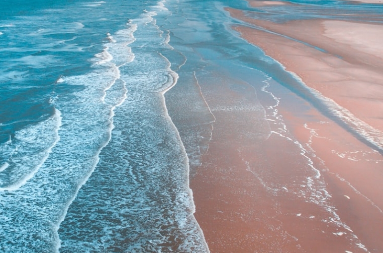 photo-1503756234508-e32369269deb