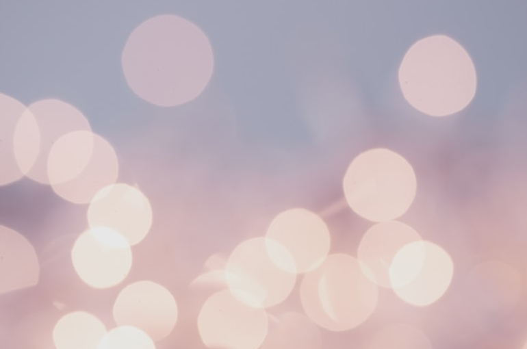 photo-1519750783826-e2420f4d687f