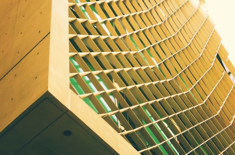 photo-1650895680839-e50369811084