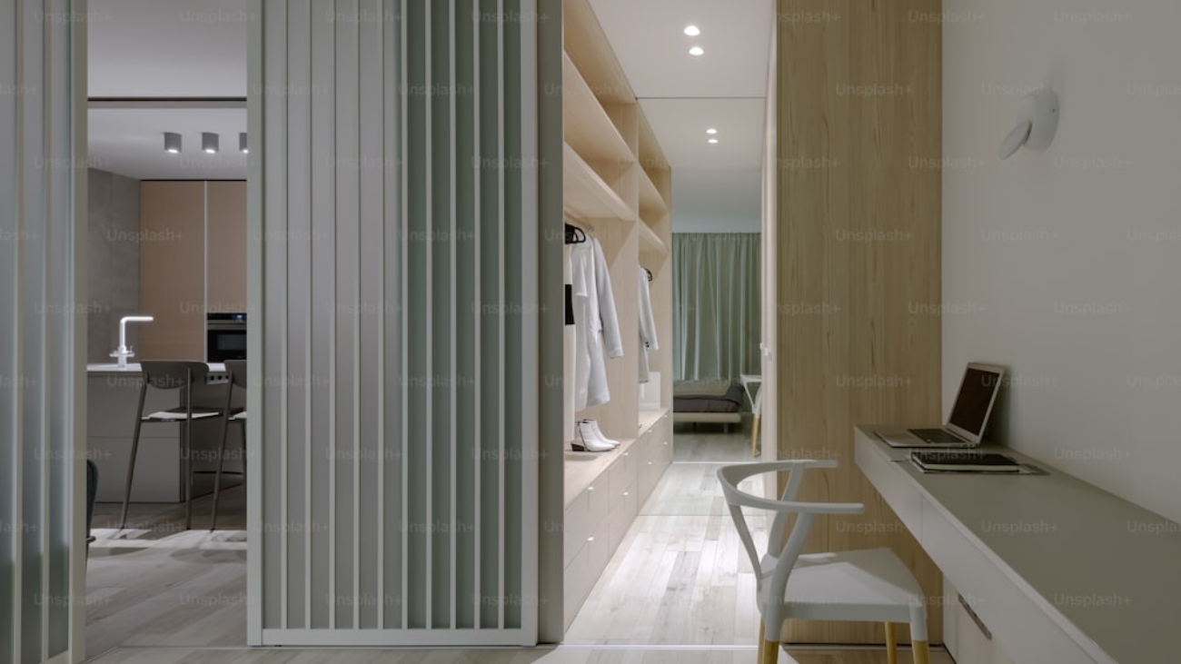 premium_photo-1674676471316-5ea247175cf8