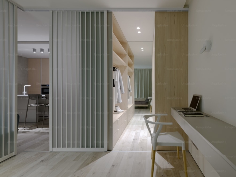 premium_photo-1674676471316-5ea247175cf8