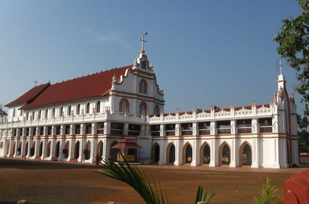 Edathua_Church_sideView