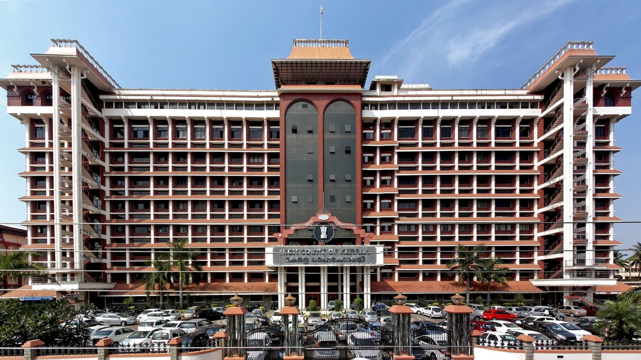 High_Court_of_Kerala_Building