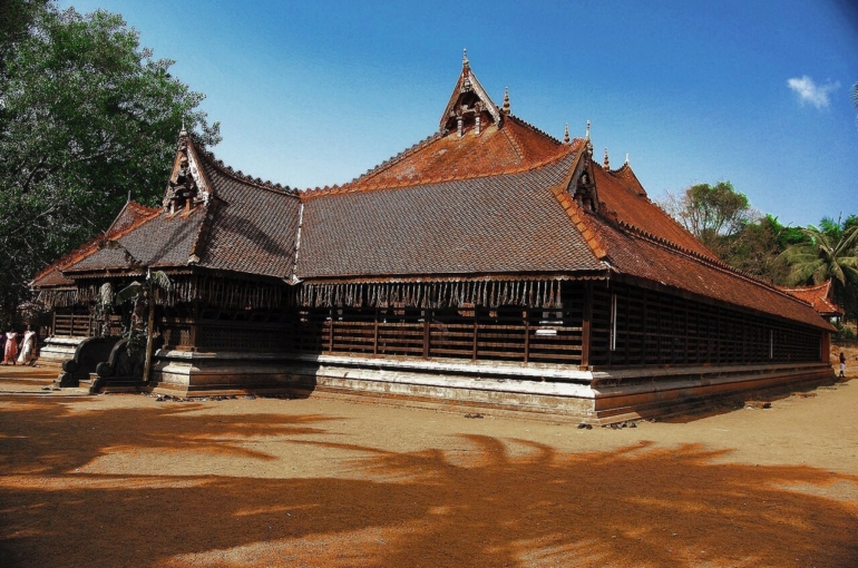 Koothambalam_at_Kerala_Kalamandalam