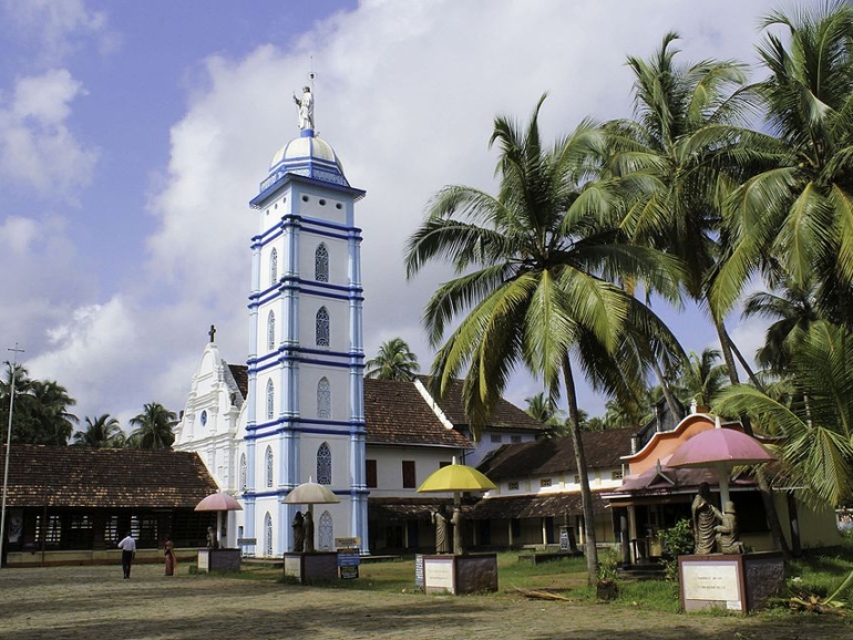 St._Thomas_Syro-Malabar_Church,_Palayoor