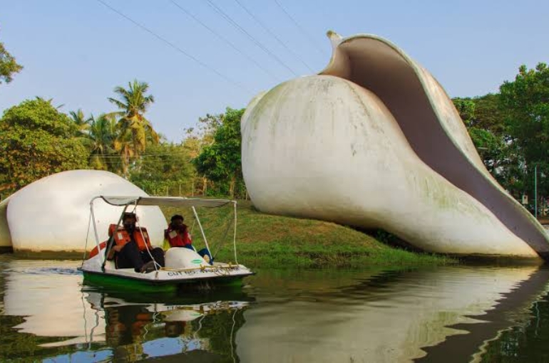 images - 2025-12-31T120236.344