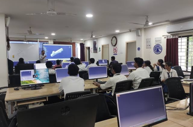 images - 2025-12-31T220633.342