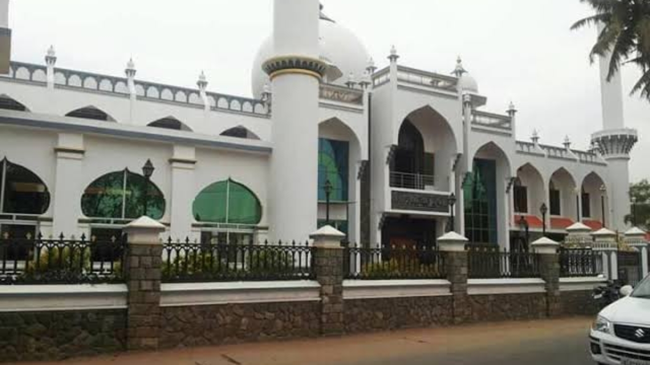 images - 2026-01-01T094857.868