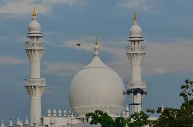 images - 2026-01-01T095133.417