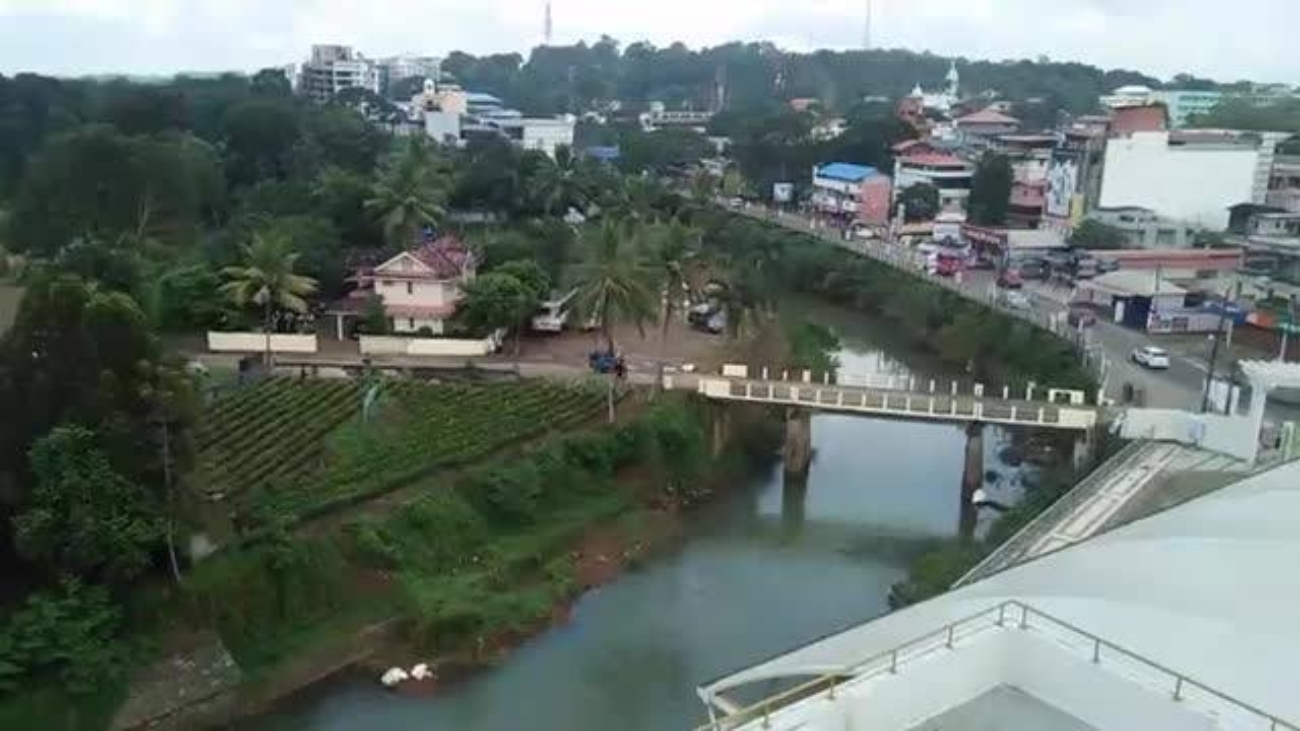 pala-town-hall-kottayam-hqnz8v2gh9