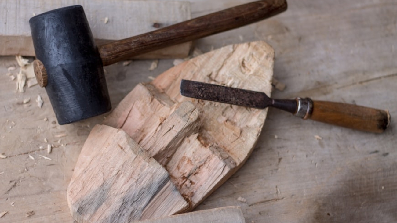 photo-1564067018527-8584aca23a04