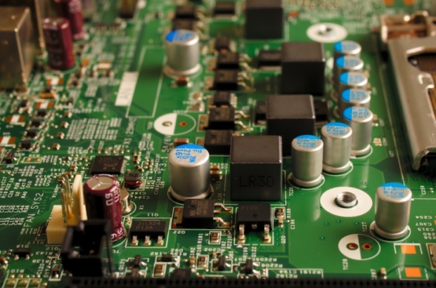 photo-1606773922217-b9d4dbb85258