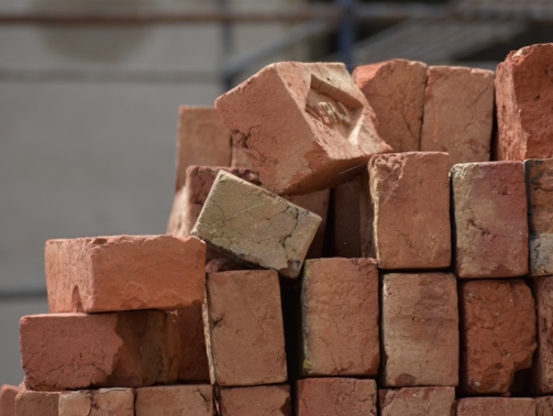 photo-1643645345145-4914cf19c238