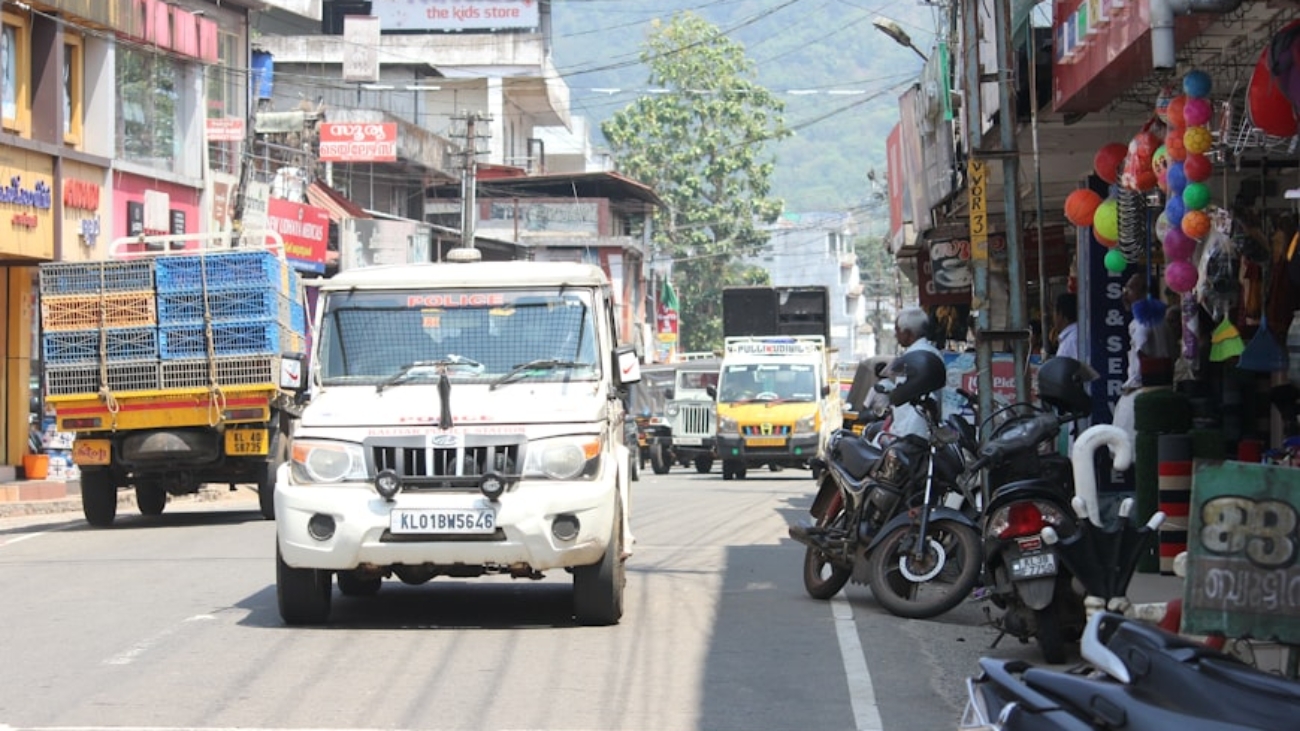 photo-1694462308448-c28dfc089dfe