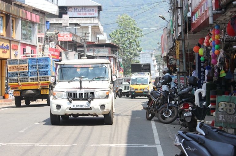 photo-1694462308448-c28dfc089dfe