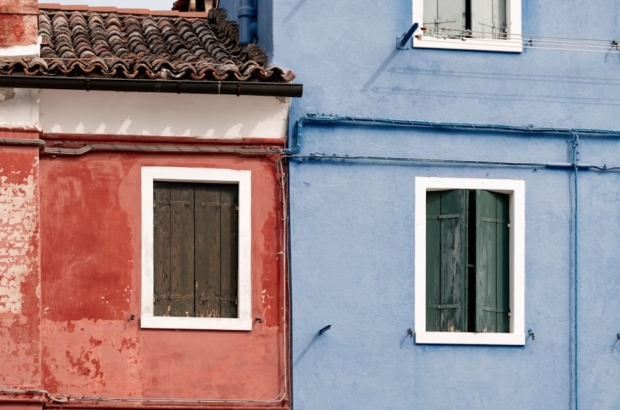 premium_photo-1677646870379-b893059f71a0