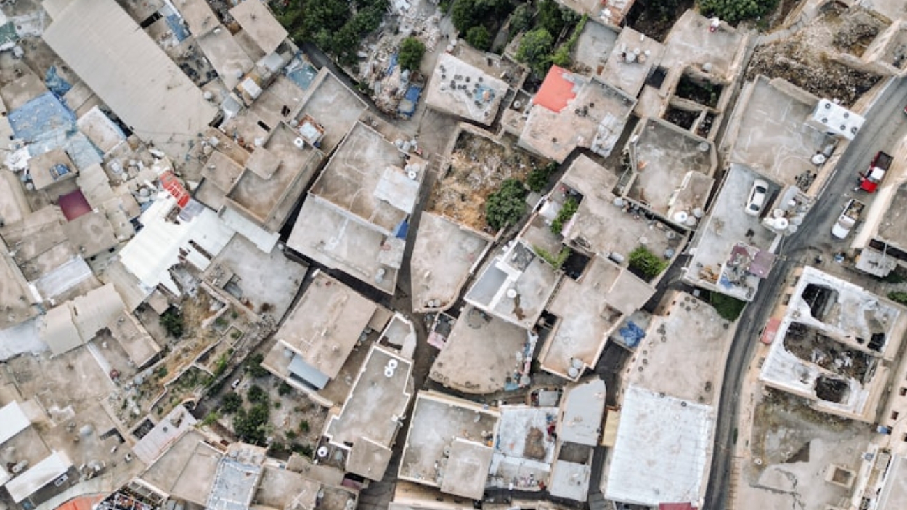 premium_photo-1692706007797-8451c38ff7db