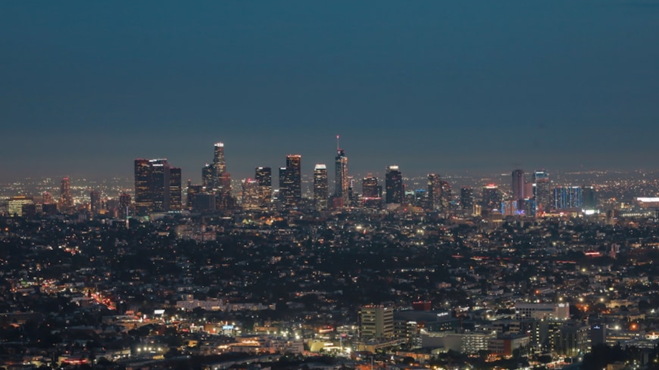 premium_photo-1697730129152-aa1c79198a44