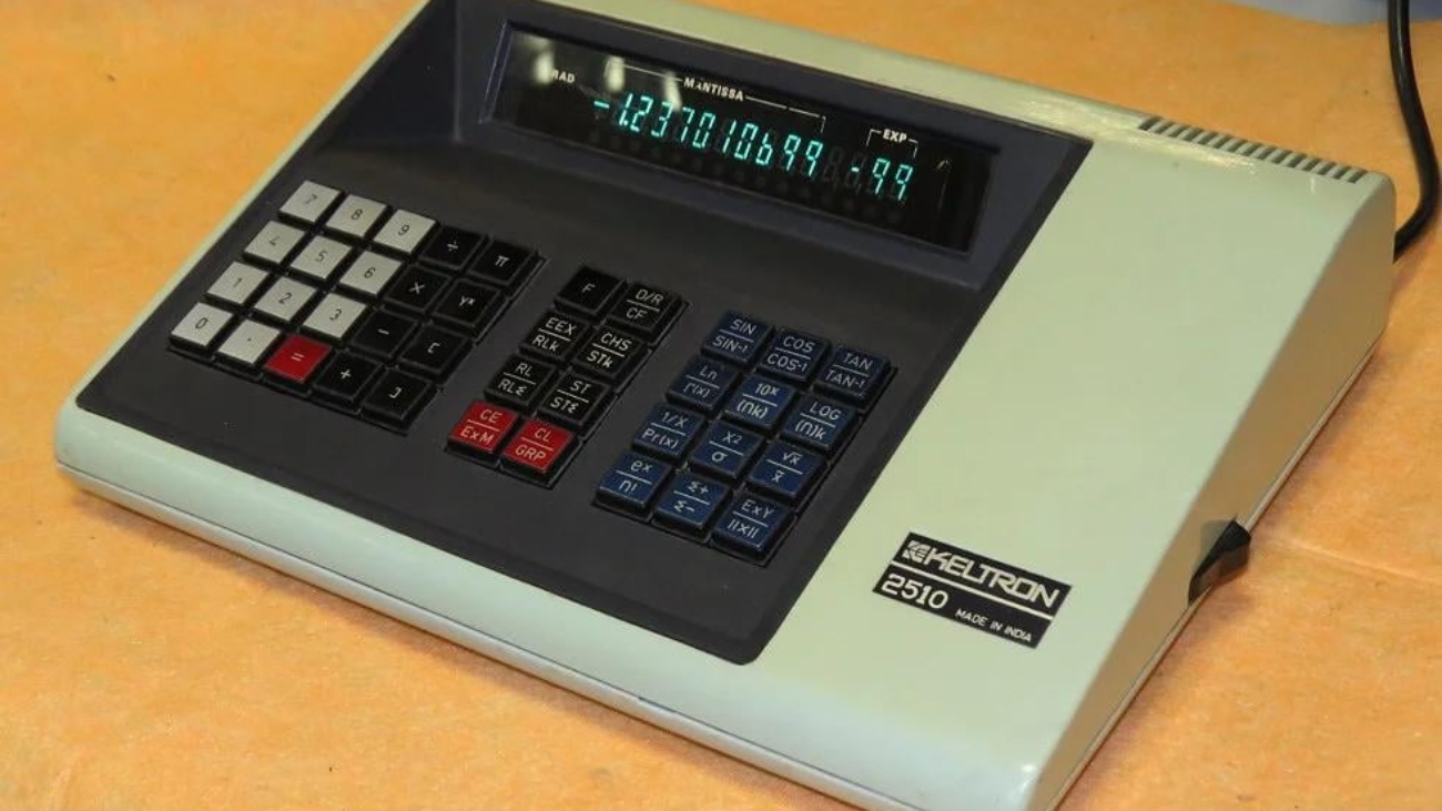 true-make-in-india-70s-indian-calculator-keltron-2510-v0-xk9pylmor80a1