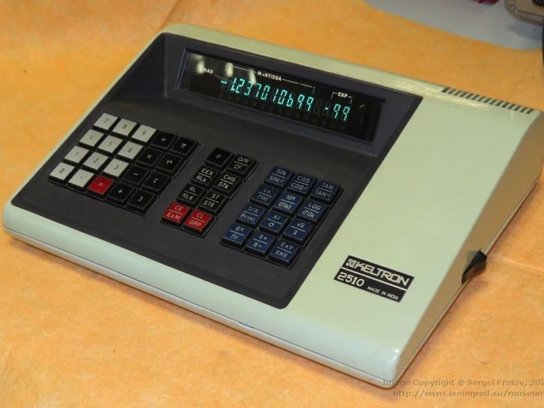 true-make-in-india-70s-indian-calculator-keltron-2510-v0-xk9pylmor80a1